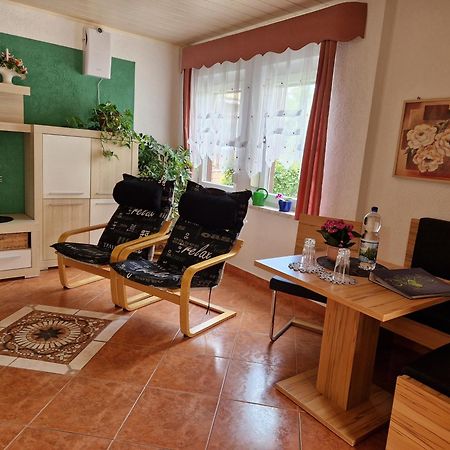 Ferienwohnung Am Oepitzer Berg Pößneck المظهر الخارجي الصورة